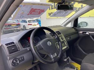Auto Schmerikon VW Touran 1.4 TSi Highline DSG-Automat